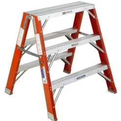Werner 3 Ft. Type IA Fiberglass Work Stand